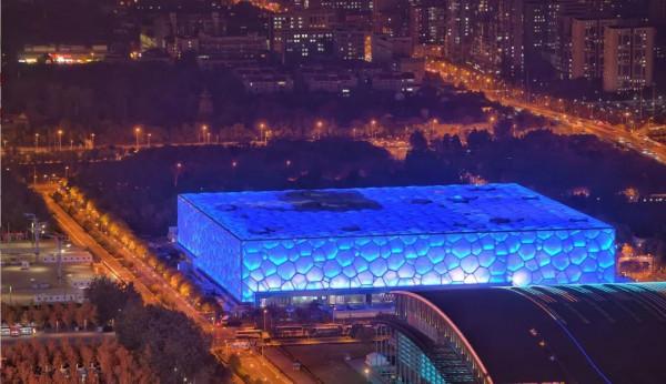 今晚,首次集體亮燈 今晚,首次集體亮燈