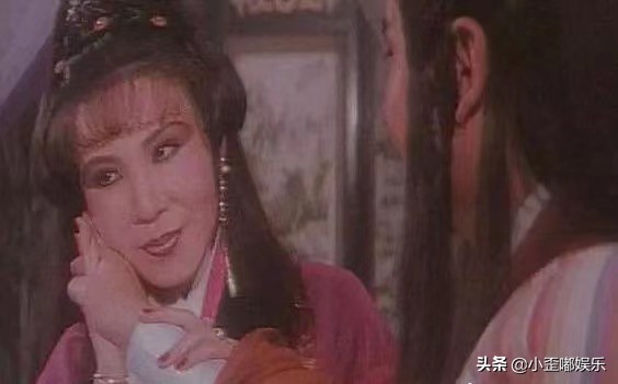 還在嘟嘴扮嫩的阿姨們，看看這些女演員，是如何超齡演出少女感