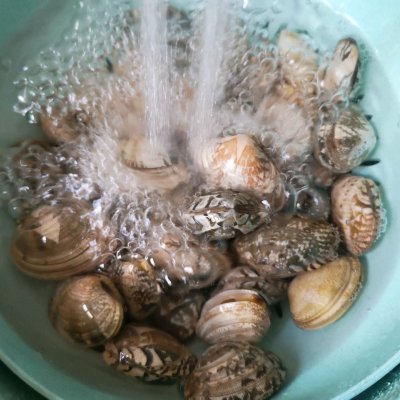 白粥喝膩了,試試這道鮮香濃稠又營養海鮮粥,簡單幾步就能搞定 白粥喝膩了,試試這道鮮香濃稠又營養海鮮粥,簡單幾步就能搞定