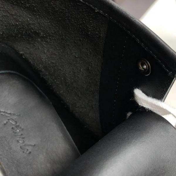 Marsell繫帶黑暗風馬丁靴