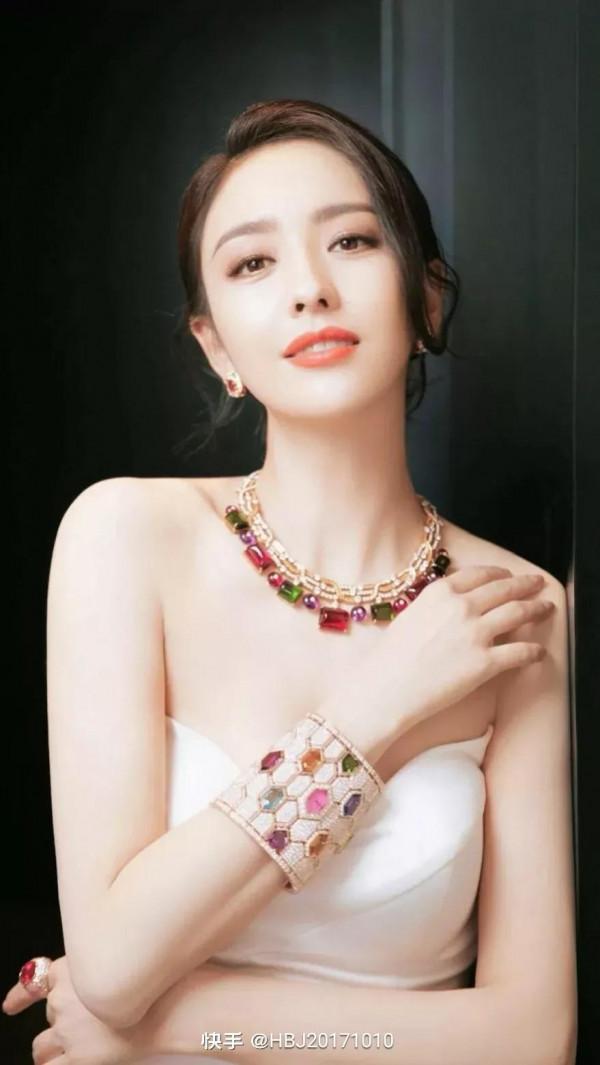 演員佟麗婭美照 演員佟麗婭美照