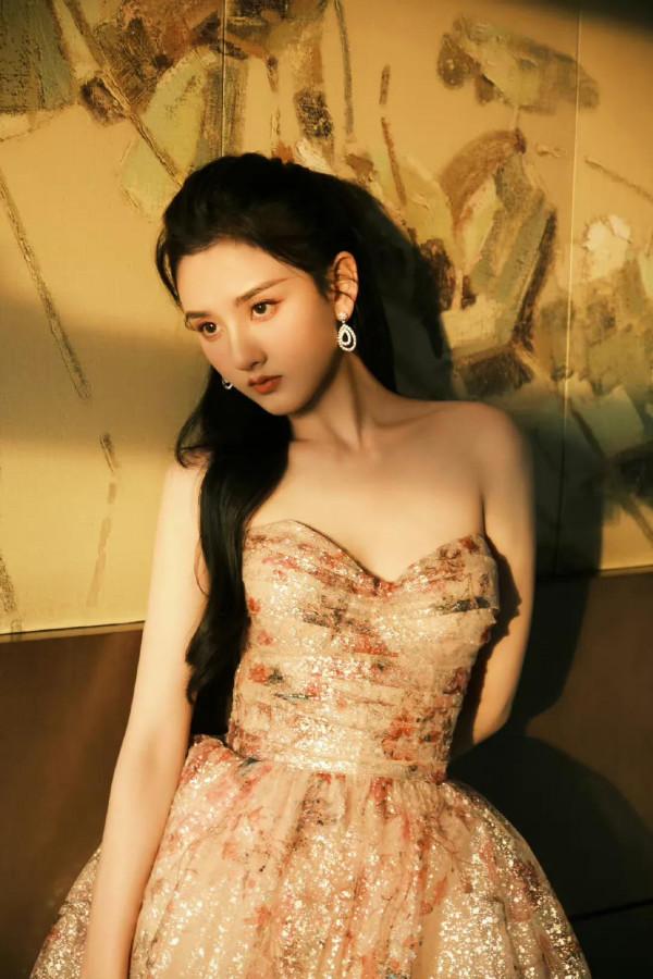 沒有“長殘”的童星宋祖兒，青春靚麗已經初步具備女神氣質了