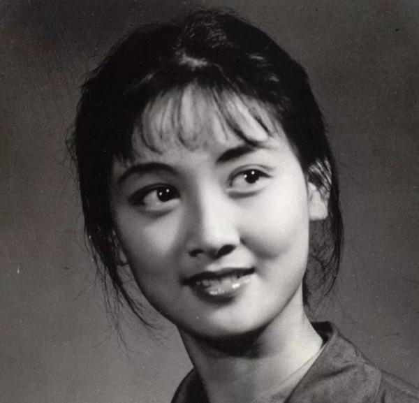 自然老去的10位女星，多人至今未婚未育，最大者100歲，最小45歲