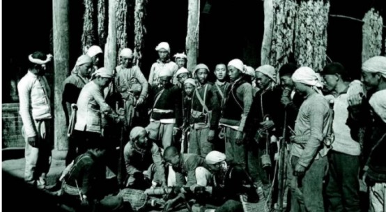 05年宋任窮彌留之際,同女兒宋勤留下遺願:我死後替我祭奠肖永智 05年宋任窮彌留之際,同女兒宋勤留下遺願:我死後替我祭奠肖永智