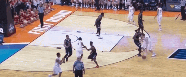 珀爾特爾能否扛起領袖大旗？