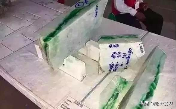 「最差公盤」中唯一能打的翡翠標王拍得7200萬,它憑什麼? 「最差公盤」中唯一能打的翡翠標王拍得7200萬,它憑什麼?