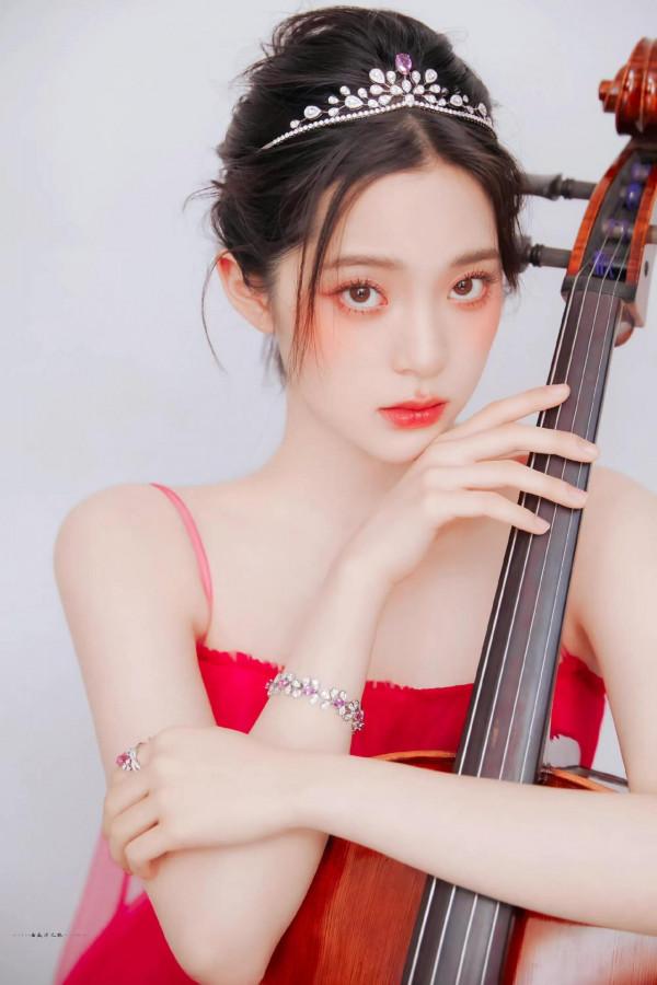 張子楓古裝小家碧玉最美，歐陽娜娜不敵國民妹妹？有圖有真相