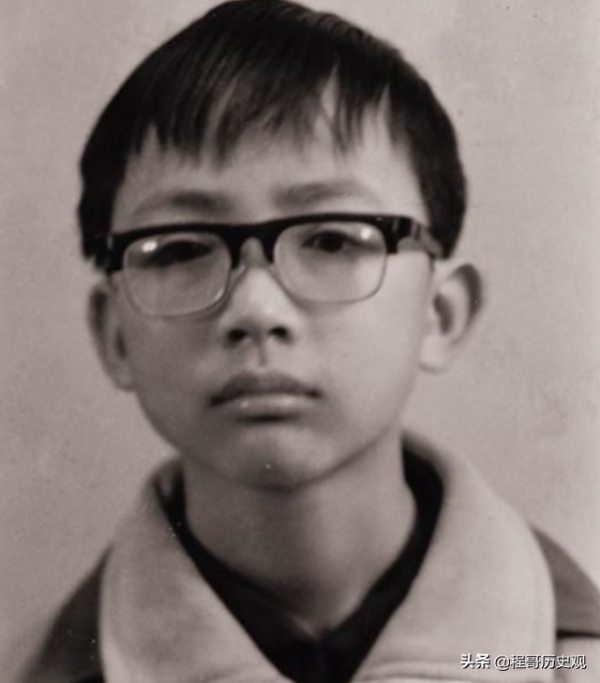 賴寧:救火小英雄,為何被教科書中刪除,連照片也被學校摘了? 賴寧:救火小英雄,為何被教科書中刪除,連照片也被學校摘了?