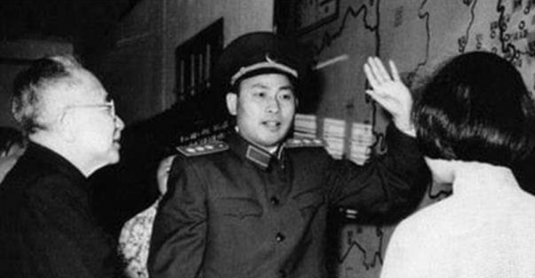 1979年大戰一觸即發，老將軍：三個孩子去參戰，我打算只回來一個