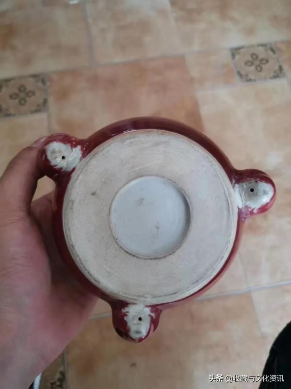 清代祭紅釉三足爐鑑賞