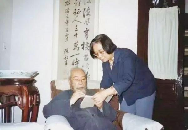 “國粉”“蔣粉”吹捧國民黨,有的是無知,有的則是別有用心 “國粉”“蔣粉”吹捧國民黨,有的是無知,有的則是別有用心