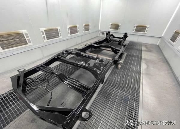 「縱橫四海」老夥計的重生之旅，一起暫別城市的方圓化身曠野的風