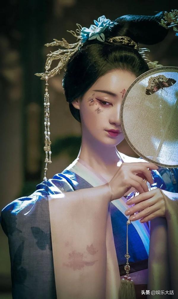 別再迷信張叔平了！這四位新造型師有靈氣有想法，關鍵作品還亮眼