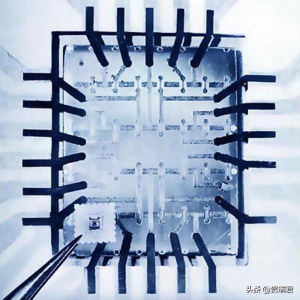 金屬氧化物(MOS)電晶體的發明