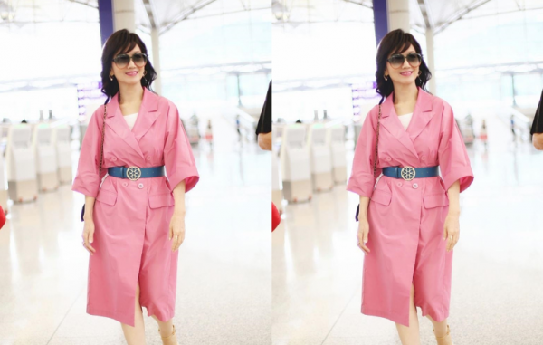 趙雅芝真是沒有“奶奶樣”，穿身黃色碎花裙扮嫩太成功，哪像70後