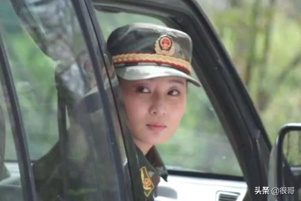 《王牌部隊》陣容強大，除了亮劍中的2位演員，還有5位軍旅專業戶