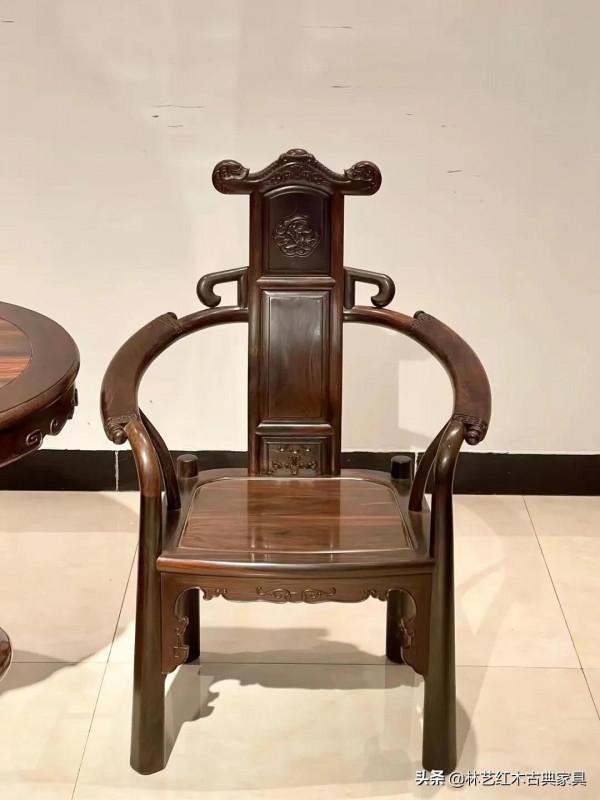 大紅酸枝腰型泡茶桌