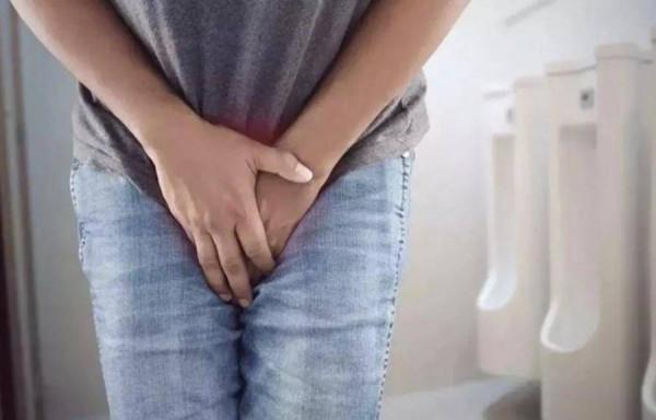 喝水後多久上廁所算正常？你知道一天尿幾次是正常的嗎？