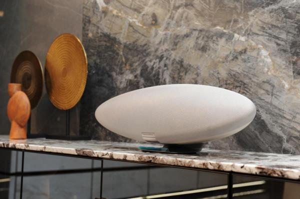 桌面HIFI顏值一哥，灰色B&amp;W齊柏林外形更高冷，功率增至240W