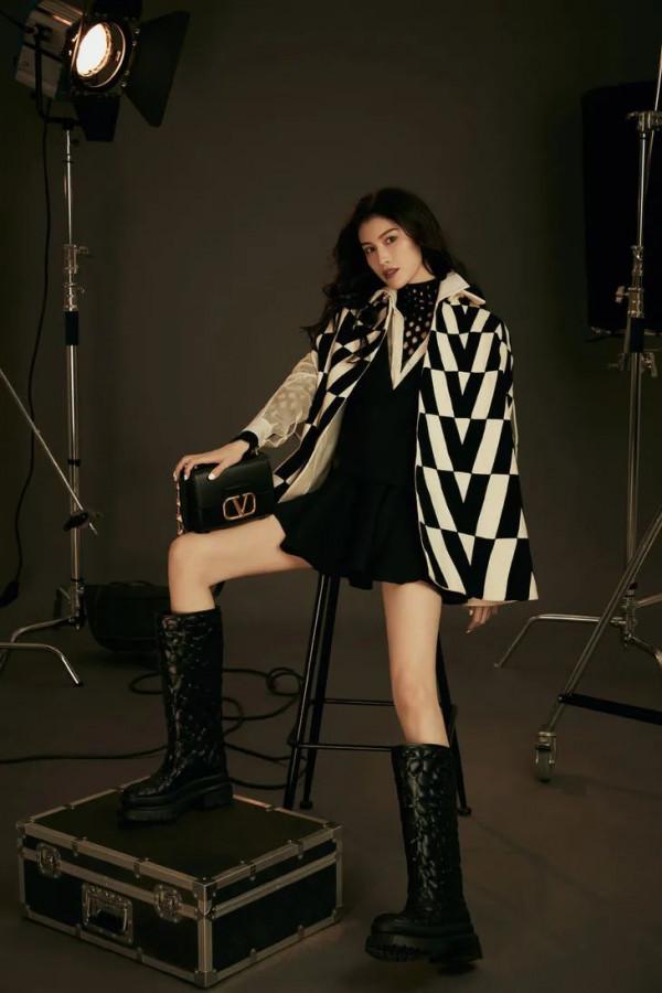 唐嫣愛,劉雯寵,孫藝珍也捧在手心,為何全員撞包沒人怕? 唐嫣愛,劉雯寵,孫藝珍也捧在手心,為何全員撞包沒人怕?