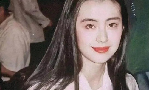 不再渴求西方臉：中國女性找回美妝密碼