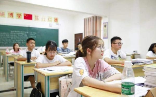 藝考迎來重大改革,低分混文憑將成為歷史,想成為藝術生要清楚 藝考迎來重大改革,低分混文憑將成為歷史,想成為藝術生要清楚