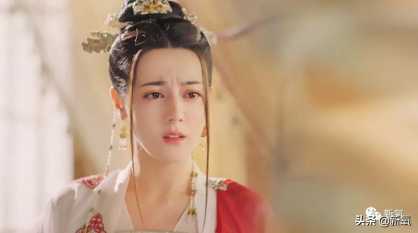 是時候停止高顱頂審美PUA了