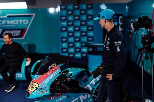 春風摩托 Pruestel GP Moto3 車隊的新衣裳