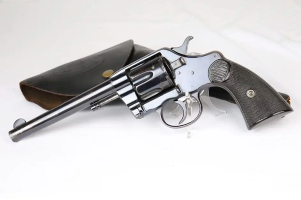 荒野大鏢客2中的各類槍械及原型(手槍篇) 荒野大鏢客2中的各類槍械及原型(手槍篇)