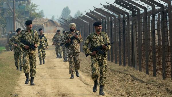 11月8日，中國周邊發生2件事！印軍4人被殺；日本防長下“死令”