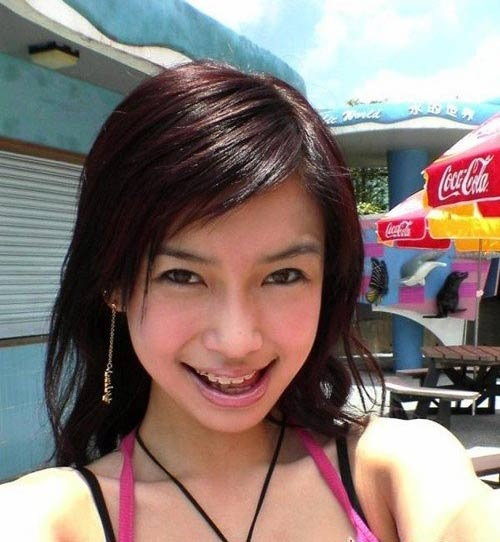 楊穎面容前後判若兩人，用&OpenCurlyDoubleQuote;人臉對比&rdquo;軟體比較一下，看結果如何