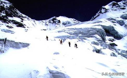 梅里雪山海拔僅6740米,為何至今仍是處女峰? 梅里雪山海拔僅6740米,為何至今仍是處女峰?