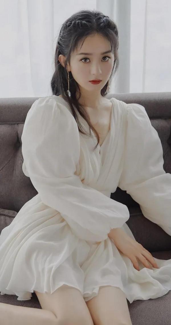 趙麗穎桌布｜每個平凡的女孩的征途都可以是星辰大海