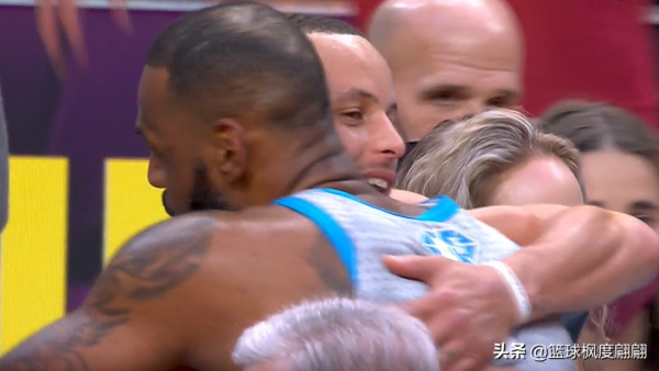 庫詹字母一家親！庫裡全明星賽50分16記三分拿到首個AMVP