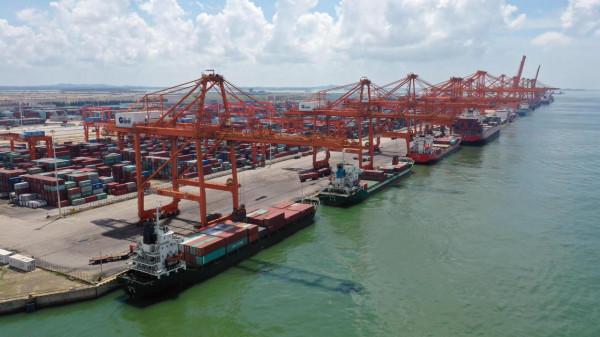 常有人羨慕海員可以隨時釣魚，但其實海員釣魚也有自己的規矩……