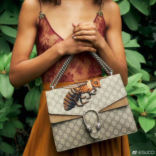 從皮具小店到一流奢牌，Gucci成功的背後，竟是一部血腥家族史