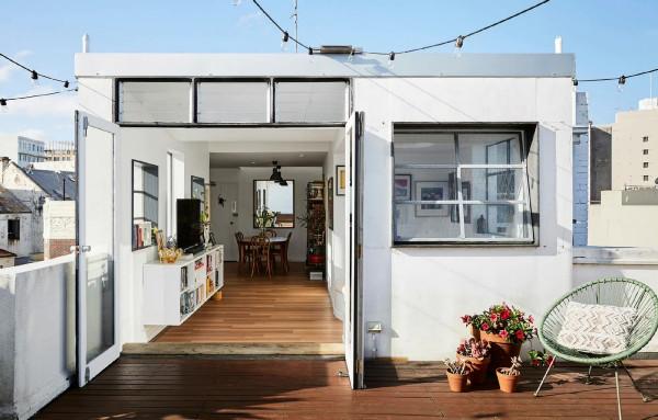 甜美女孩的頂樓小公寓,小而美還很敞亮,露臺喝酒聊天不要太愜意 甜美女孩的頂樓小公寓,小而美還很敞亮,露臺喝酒聊天不要太愜意