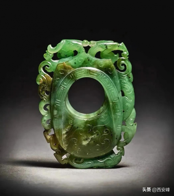 紐約蘇富比「史蒂芬•瓊肯玉器拍賣專場」