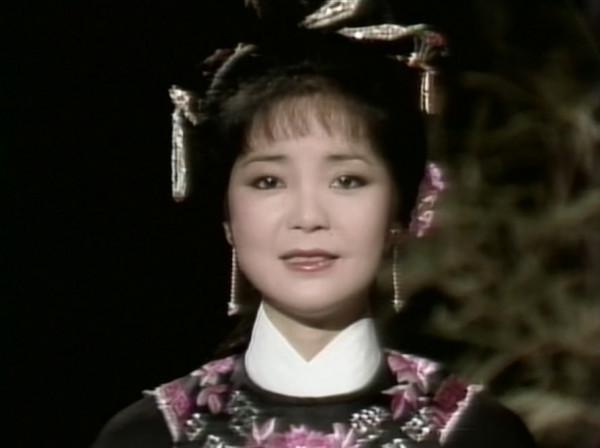 蘇軾本人讀yi音？再談《但願人長久》“低綺戶”中“綺”字讀音