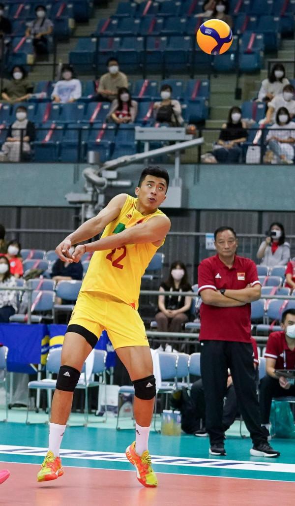 排球——亞洲男排錦標賽：中國隊不敵伊朗隊 無緣決賽