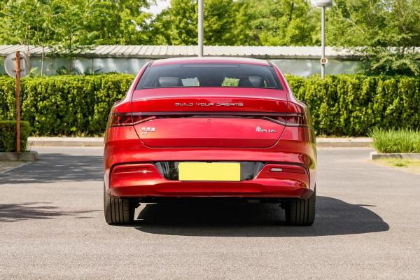 搭“刀片電池”最大續航600km，秦PLUS EV版值得入手嗎？