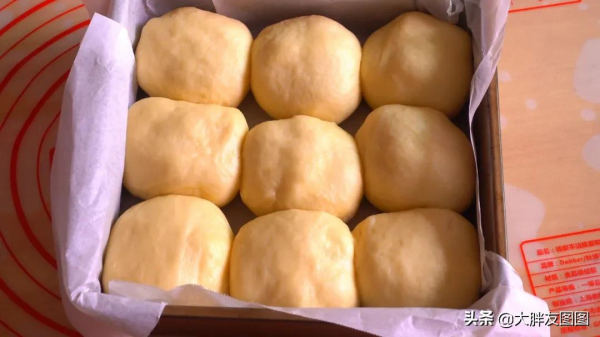 如棉花般柔軟,軟到讓人不知所措的糖心小麵包,撕開之後饞哭 如棉花般柔軟,軟到讓人不知所措的糖心小麵包,撕開之後饞哭