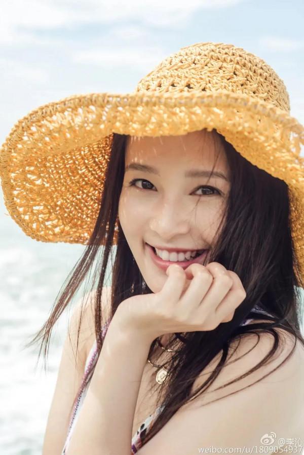 李沁小姐姐你的笑容怎麼那麼甜