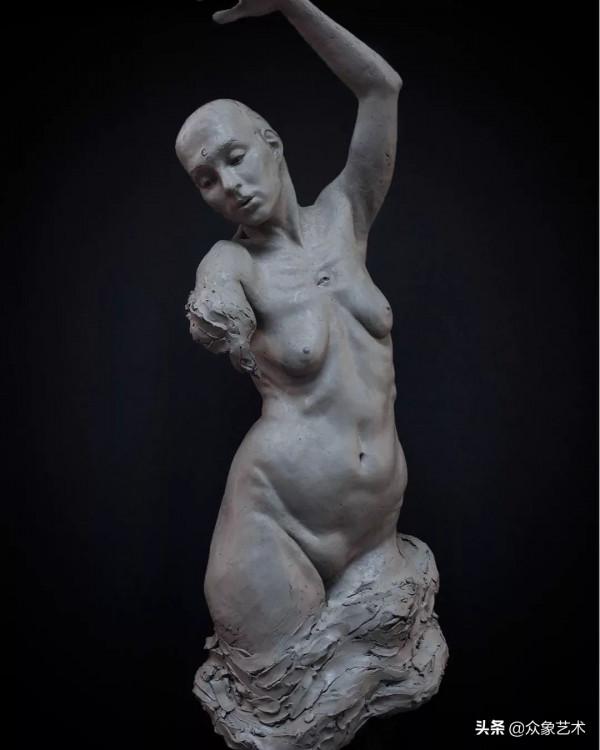 Ange Schmiert | 深邃而又魔幻