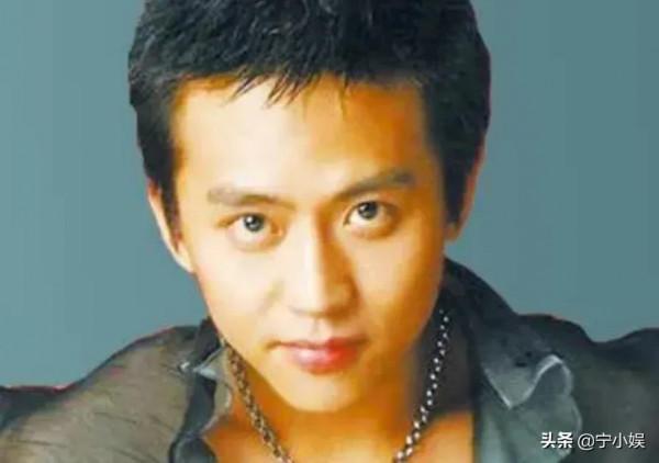 7位表演者成春晚最大受益人：&OpenCurlyDoubleQuote;鄧超&rdquo;變形容詞，鄧男子苦等10年