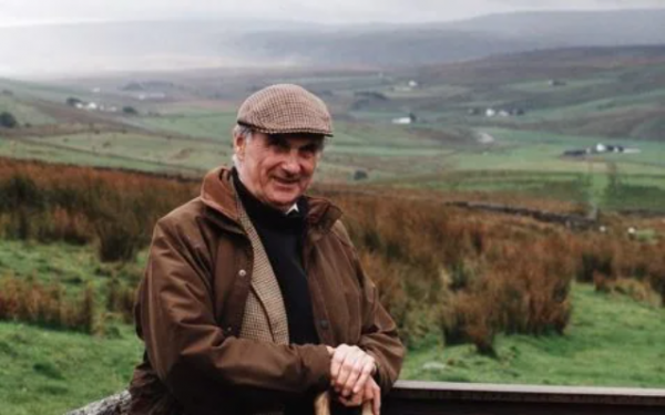 英國巴納德男爵，既是皇親國戚又有人從軍，爵位傳承12代至今