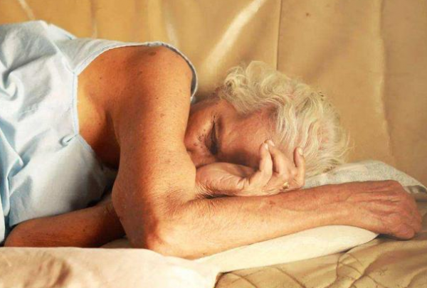 半夜時分經常口乾舌燥？是哪裡出了問題？瞭解一下