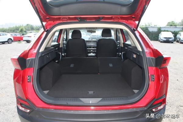 一公里才4毛5，全系169馬力，放倒後排就是雙人床，帶你看T77 Pro