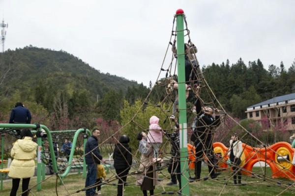 溫暖過年嘉遊贛 &vert; 【虎年添&OpenCurlyDoubleQuote;福&rdquo;氣！】春節怎麼玩？賽石城&CenterDot;花樂園給你不一樣的春節體驗~