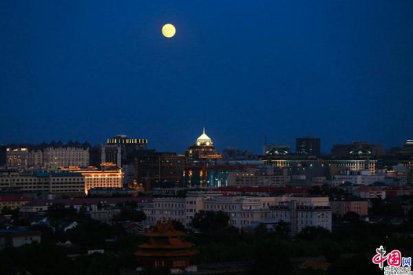 plog|感受京城中軸線之美 中國網小編帶你逛景山公園